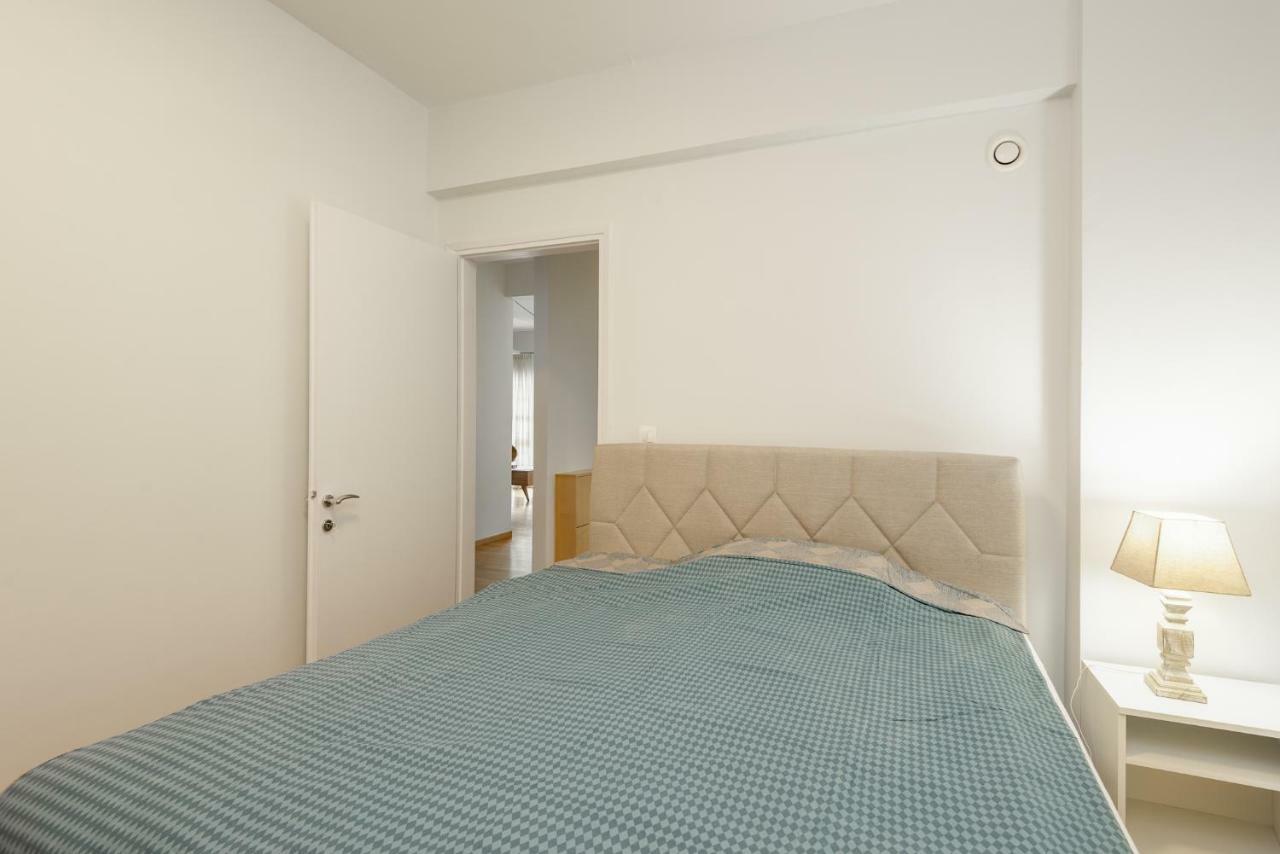 Brand-New Modern Flat In Heart Of City سالونيك المظهر الخارجي الصورة